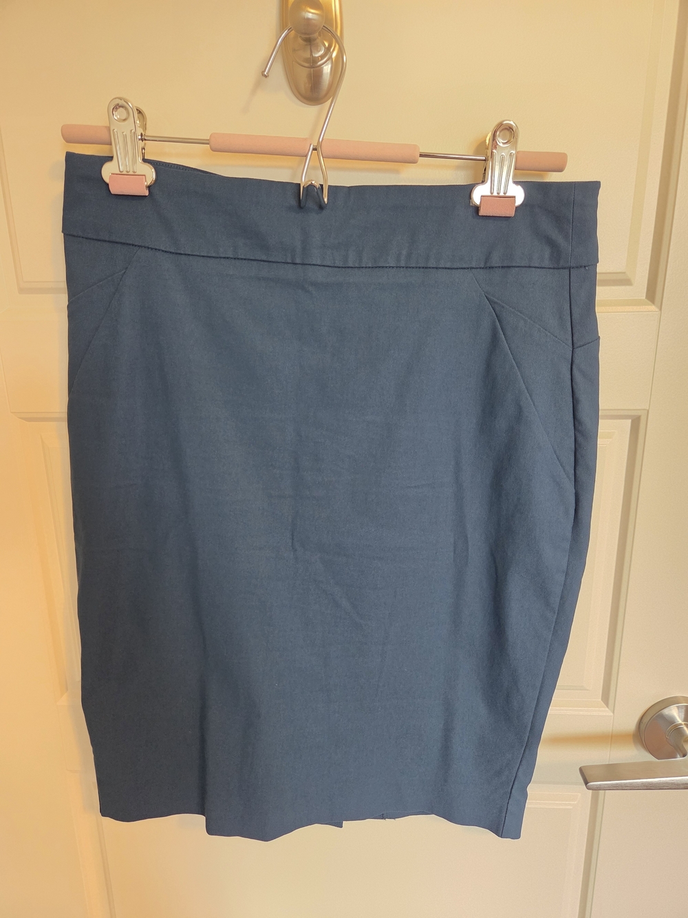 RW&CO Medium Blue Stretch Ponte Pencil Skirt - Size M - Career/Business/Office